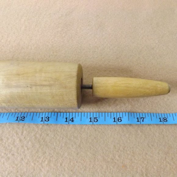 Wooden Rolling Pin- 7 Inch - Picture 3 of 8